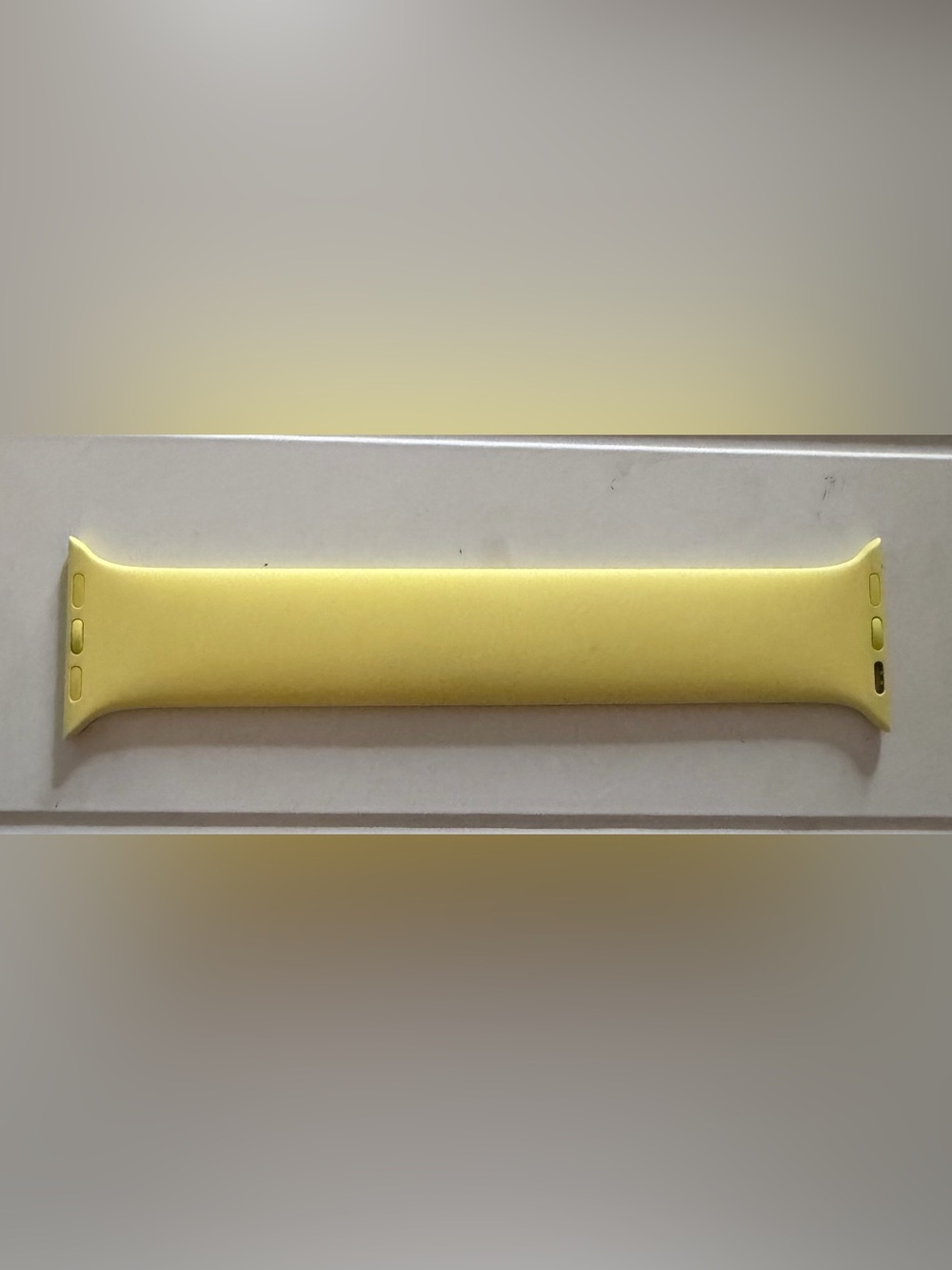 Apple OEM Yellow 41mm Solo Loop Watch Band Size 3
